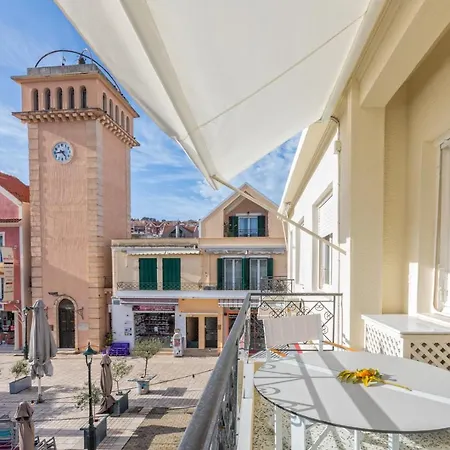 Etoile Luxury Suites Argostólion Exterior photo
